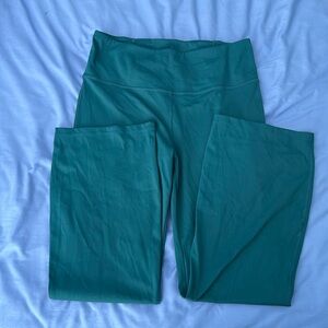 Halara High Waisted Yoga Pants Size L Petite